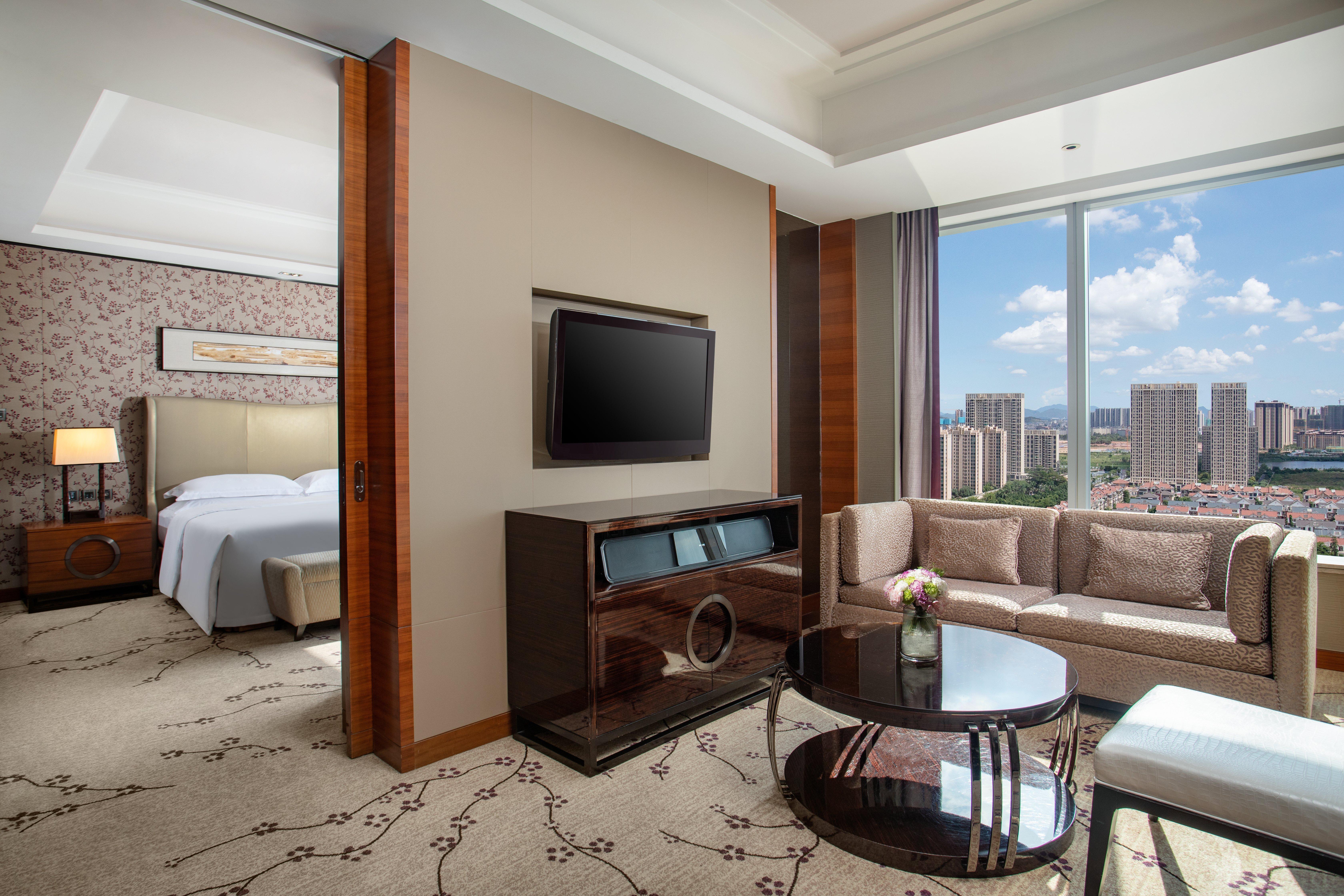 Crowne Plaza Huizhou By Ihg Hotel ภายนอก รูปภาพ